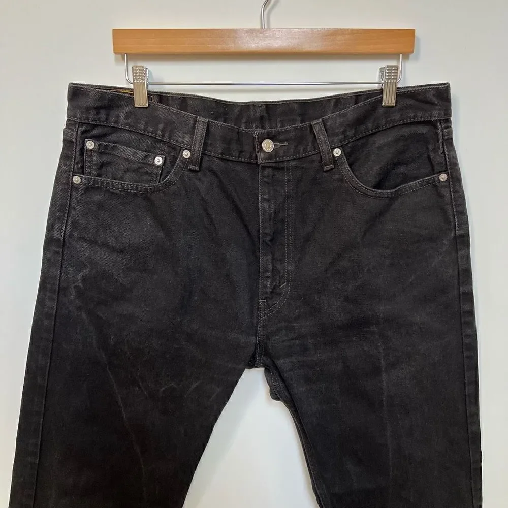 Levi’s 505 Jeans Straight Leg Black Wash Denim Men’s size 38 x 32